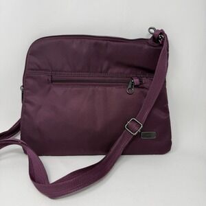 Pacsafe Daysafe Slim Crossbody Bag Anti Theft Lightweight Travel Bag Purple